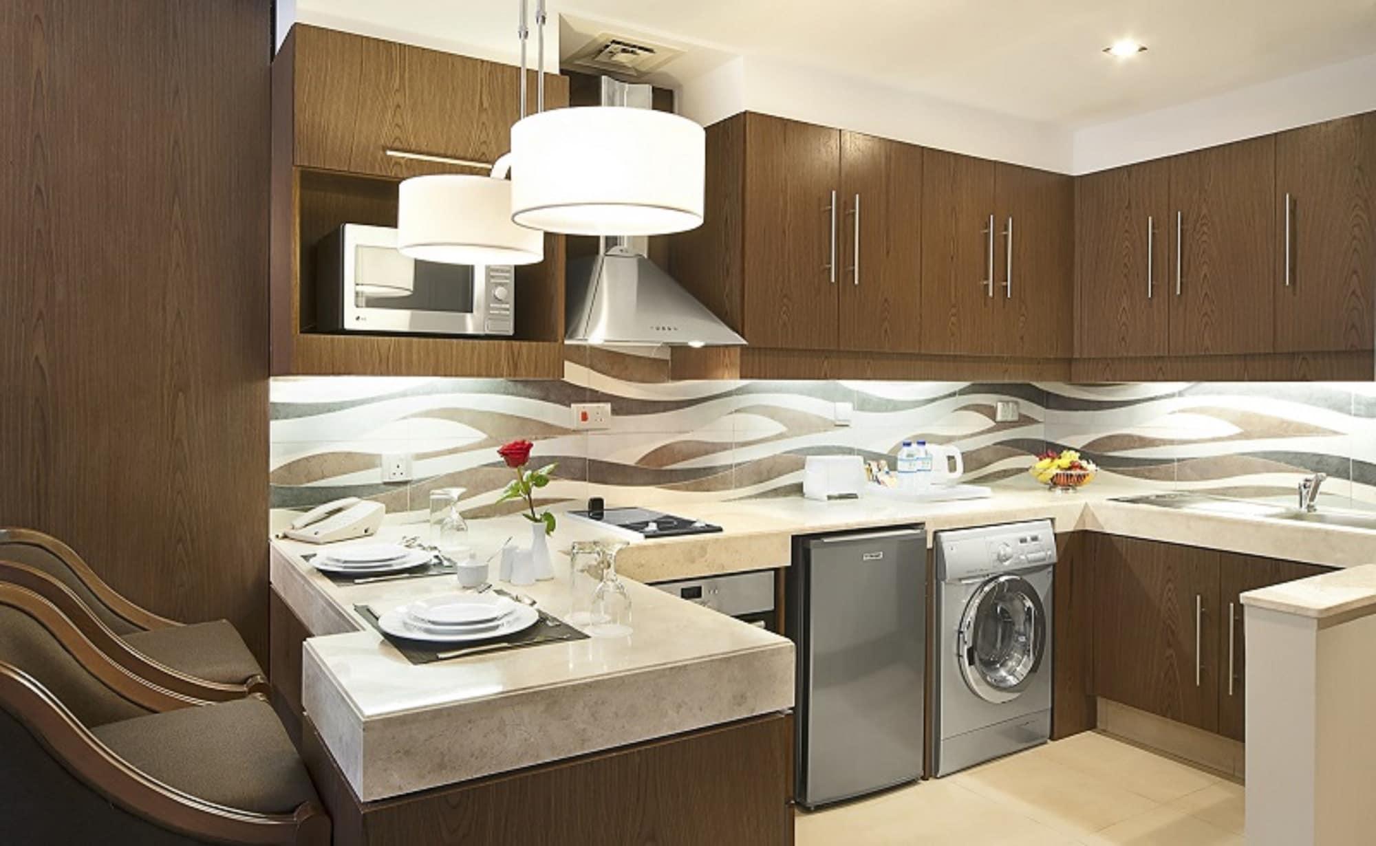Oaks Liwa Executive Suites Абу Даби Стая снимка