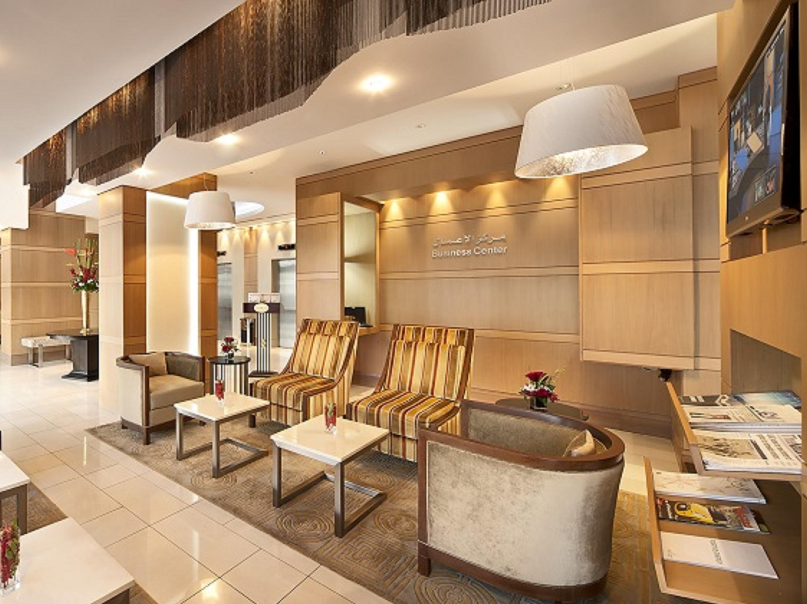 Oaks Liwa Executive Suites Абу Даби Екстериор снимка