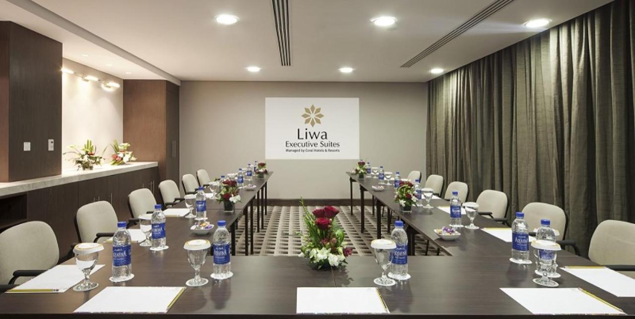 Oaks Liwa Executive Suites Абу Даби Екстериор снимка