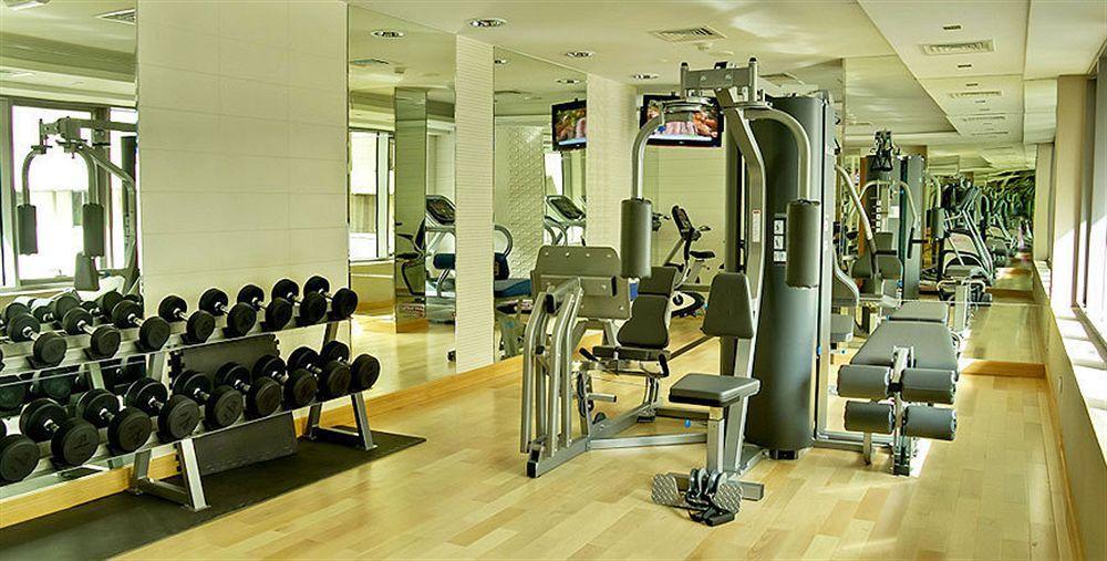 Oaks Liwa Executive Suites Абу Даби Екстериор снимка