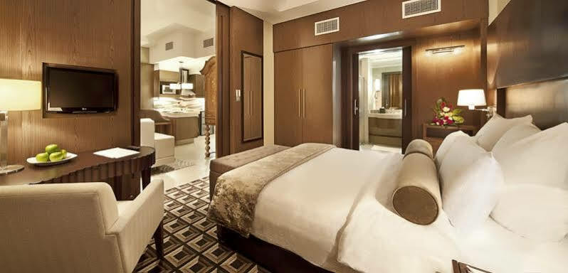 Oaks Liwa Executive Suites Абу Даби Екстериор снимка